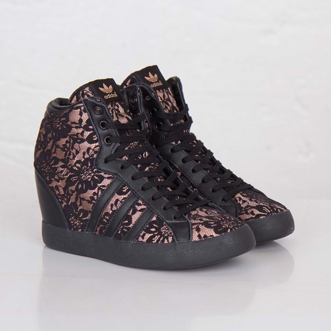 basket adidas femme noir et cuivre